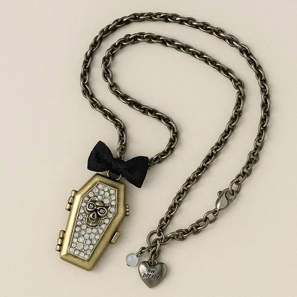 Betsey Johnson Vintage Skeleton In Coffin Halloween Necklace GUC - Picture 3 of 12